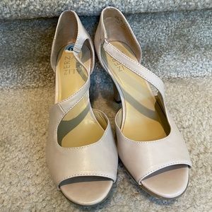 Naturalizer Heels